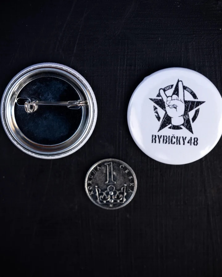 Placka LOGO WHITE